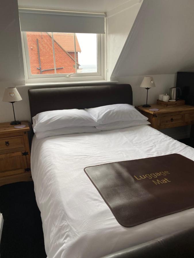 Birtley House Bed And Breakfast Robin Hood's Bay Exteriör bild
